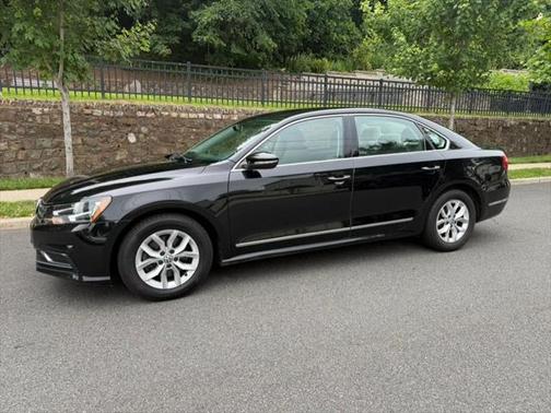 2016 Volkswagen Passat 1.8T S