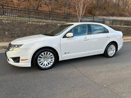 2012 Ford Fusion Hybrid Base