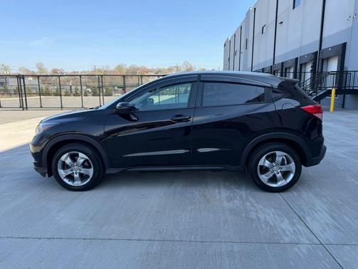 2016 Honda HR-V EX-L w/Navigation