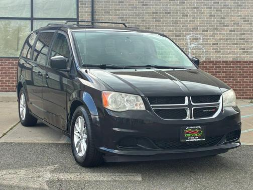 Brilliant Black Crystal Pearlcoat 2014 Dodge Grand Caravan SXT