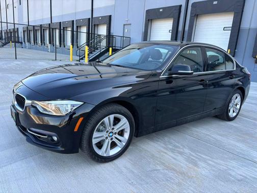Black 2018 BMW 330 xDrive