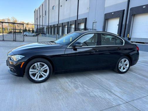 Black 2018 BMW 330 xDrive