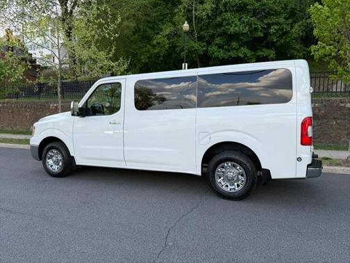 2013 Nissan NV Passenger NV3500 HD SL V8