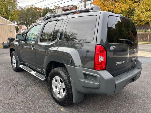 2010 Nissan Xterra S