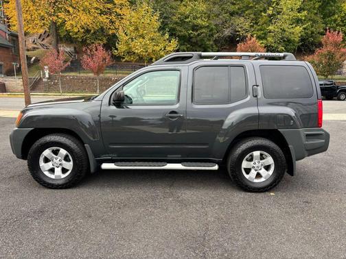 2010 Nissan Xterra S