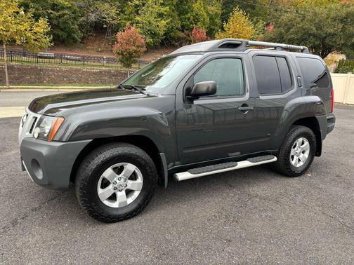 2010 Nissan Xterra S
