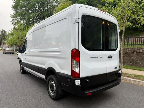 2015 Ford Transit-250 Base