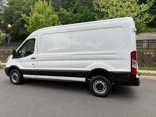2015 Ford Transit-250 Base