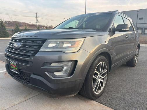 Magnetic Metallic 2016 Ford Explorer Sport