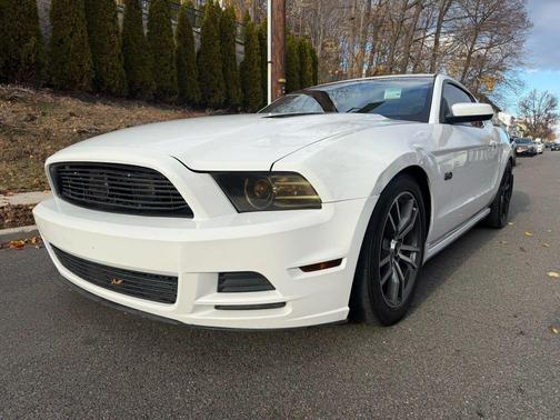 2014 Ford Mustang GT Premium
