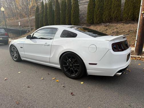 2014 Ford Mustang GT Premium