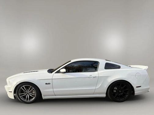 2014 Ford Mustang GT Premium