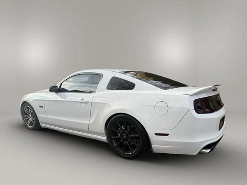 2014 Ford Mustang GT Premium