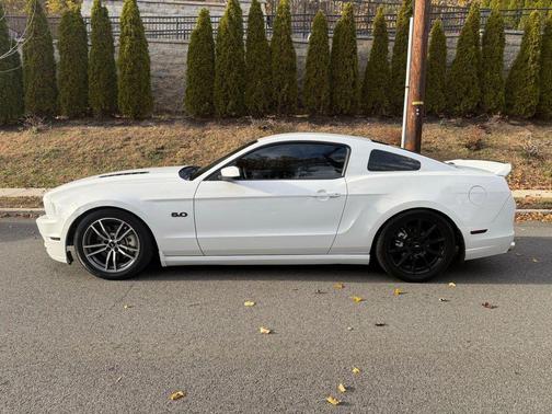 2014 Ford Mustang GT Premium