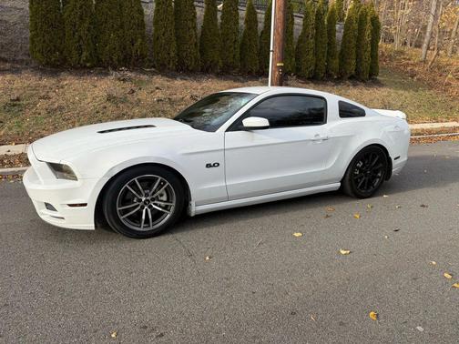 2014 Ford Mustang GT Premium