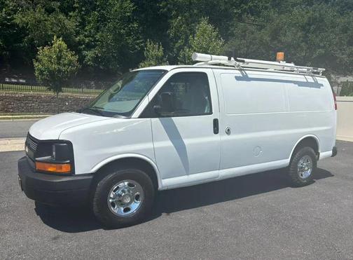2011 Chevrolet Express 2500 Work Van