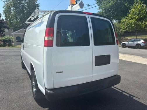 2011 Chevrolet Express 2500 Work Van