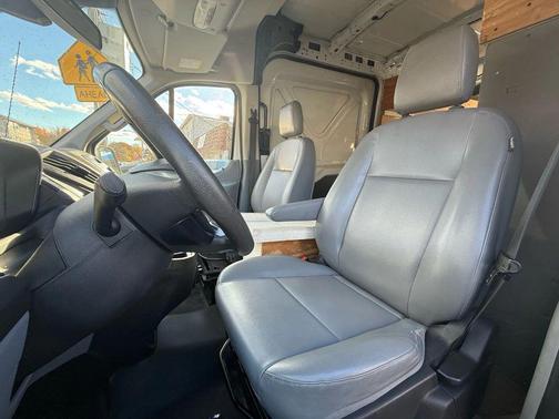 2018 Ford Transit-250 Base