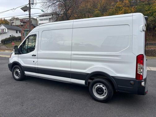 2018 Ford Transit-250 Base