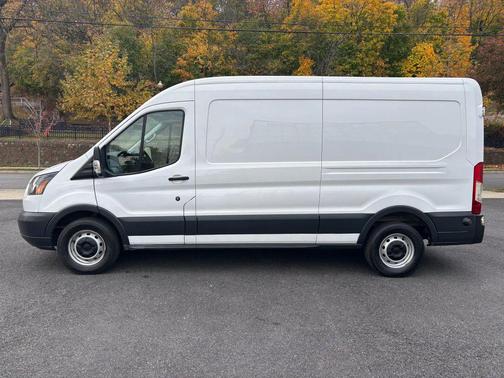 2018 Ford Transit-250 Base