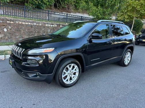 2015 Jeep Cherokee Sport