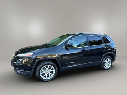 2015 Jeep Cherokee Sport