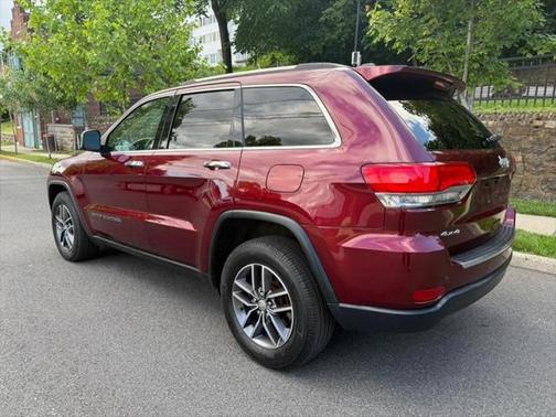 2017 Jeep Grand Cherokee Limited X