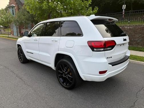 2018 Jeep Grand Cherokee Laredo E