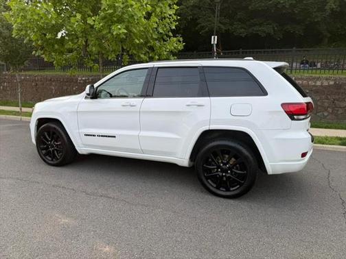 2018 Jeep Grand Cherokee Laredo E