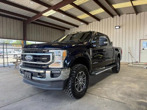 Blue 2022 Ford F-250 King Ranch