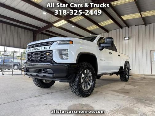 Summit White 2023 Chevrolet Silverado 2500 Custom