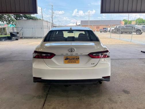 White 2022 Toyota Camry LE