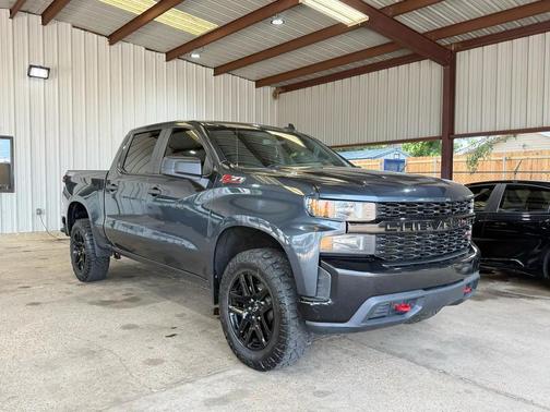 Shadow Gray Metallic 2021 Chevrolet Silverado 1500 Custom Trail Boss