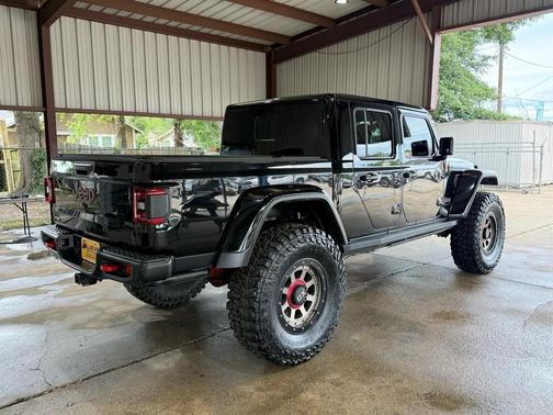 Black Clearcoat 2021 Jeep Gladiator Rubicon