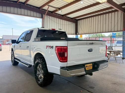 Oxford White 2023 Ford F-150 XLT