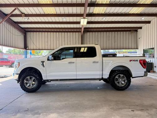 Oxford White 2023 Ford F-150 XLT