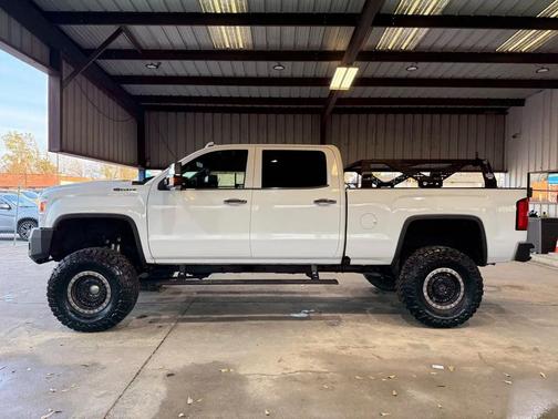 Summit White 2018 GMC Sierra 2500 Denali