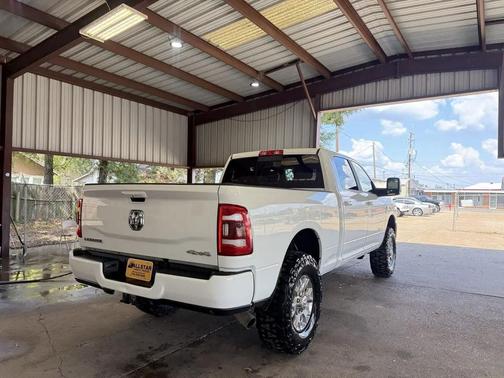 White 2024 RAM 2500 Laramie Crew Cab 4x4 6'4' Box