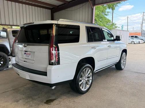Crystal White Tricoat 2017 Cadillac Escalade Premium Luxury