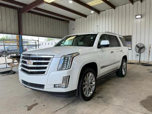 Crystal White Tricoat 2017 Cadillac Escalade Premium Luxury