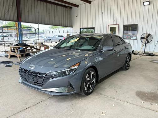 Ecotronic Gray 2023 Hyundai ELANTRA SEL
