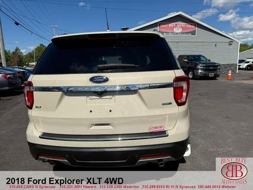 Beige 2018 Ford Explorer XLT