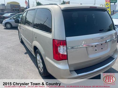 2015 Chrysler Town & Country Touring
