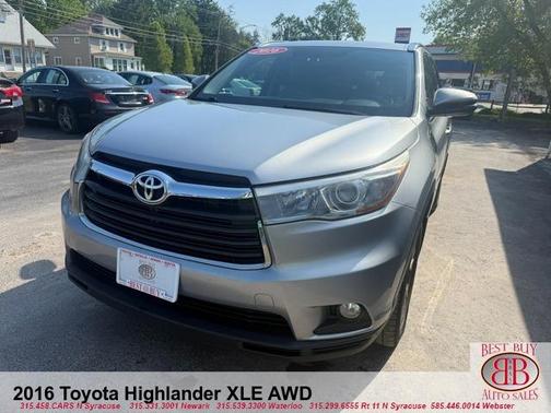 Gray 2016 Toyota Highlander XLE