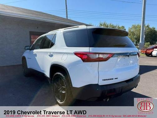 White 2019 Chevrolet Traverse LT Leather