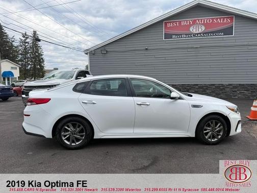 White 2019 Kia Optima FE