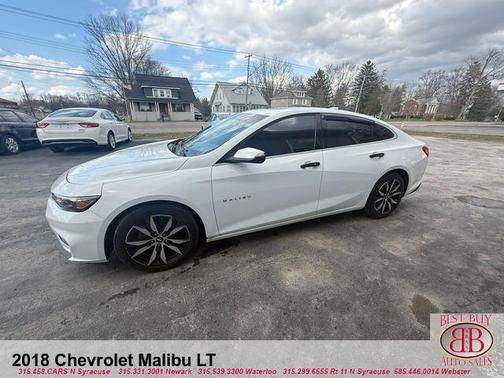 White 2018 Chevrolet Malibu LT