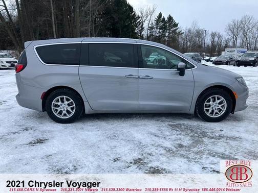 2021 Chrysler Voyager LX