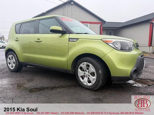 Green 2015 Kia Soul Base