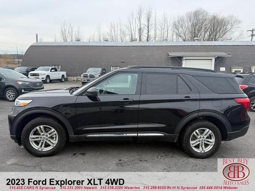 Black 2023 Ford Explorer XLT